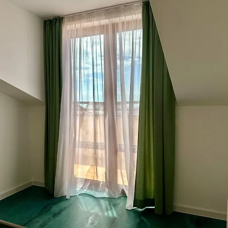 דירה Modern One-bedroom By Menada סבטי ולאס